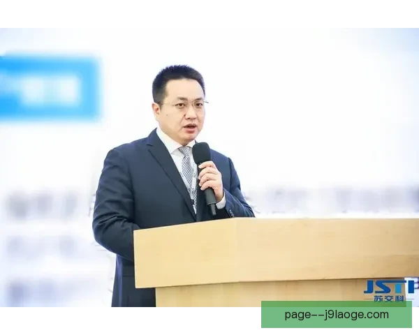 从关键进球到战术核心萨拉赫国家队赛事决定性作用解析与领导力影响力评估 从关键进球到战术核心萨拉赫国家队赛事决定性作用解析与领导力影响力评估